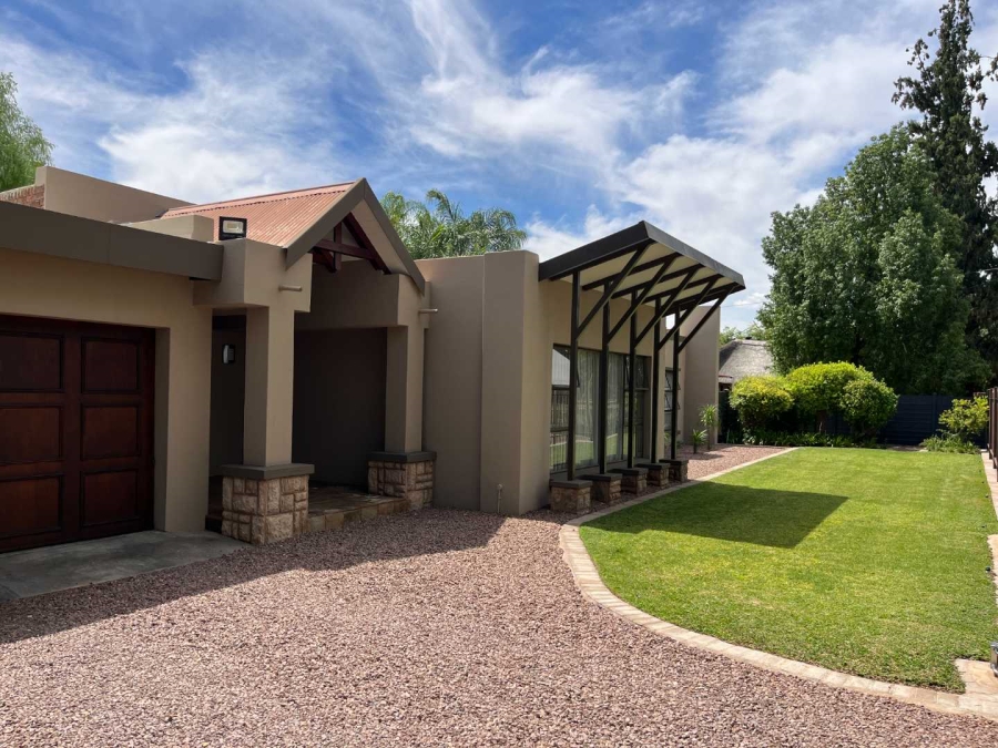 3 Bedroom Property for Sale in Middelpos Northern Cape